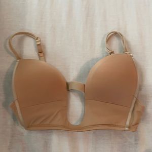 Plunge bra